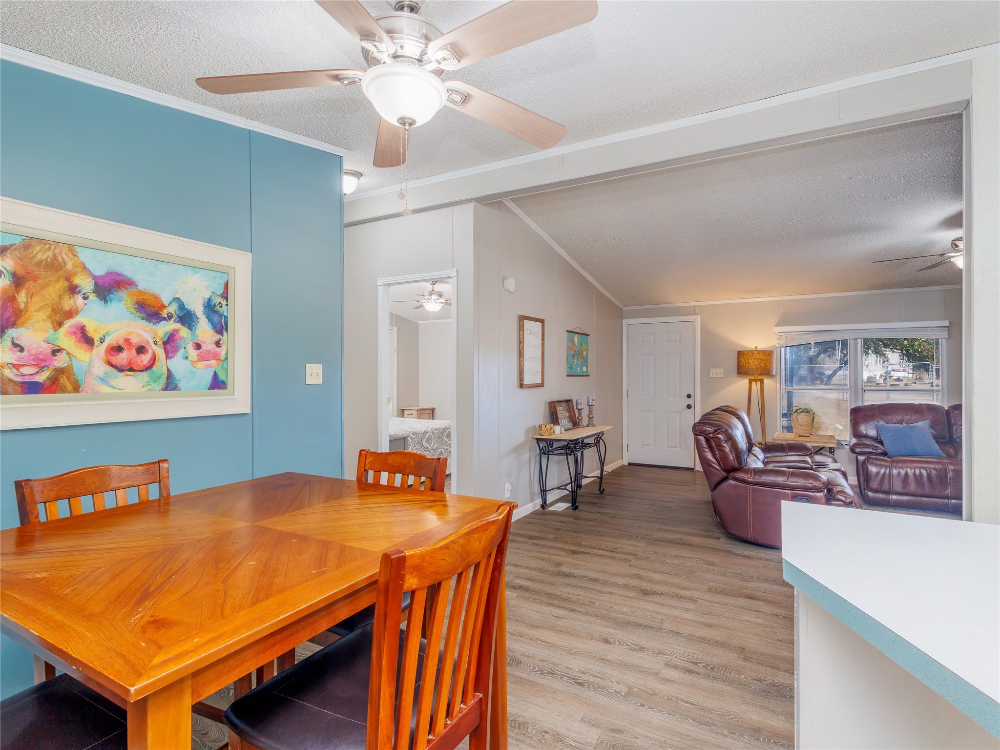 4300 Lake Shore Drive