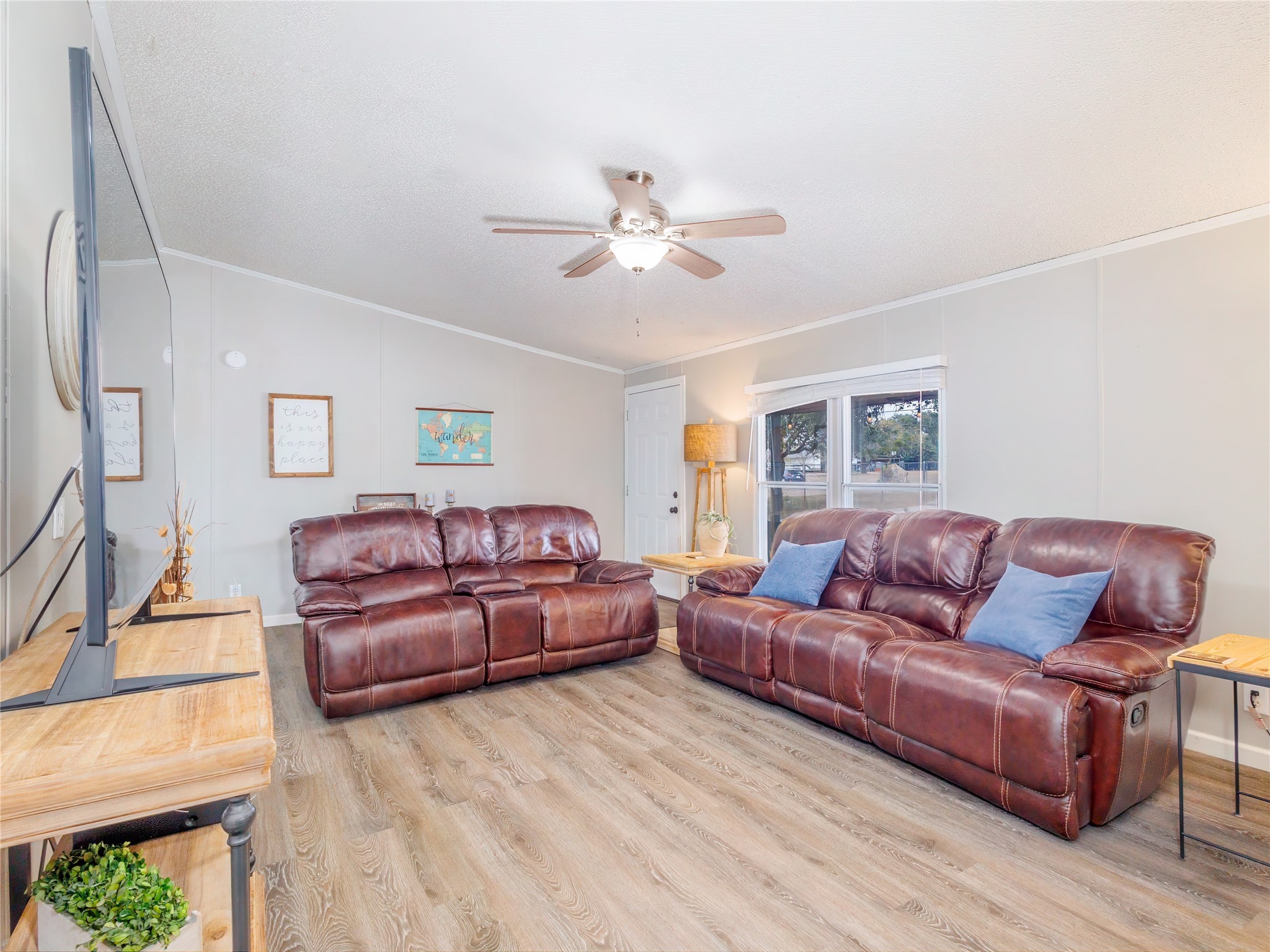 4300 Lake Shore Drive