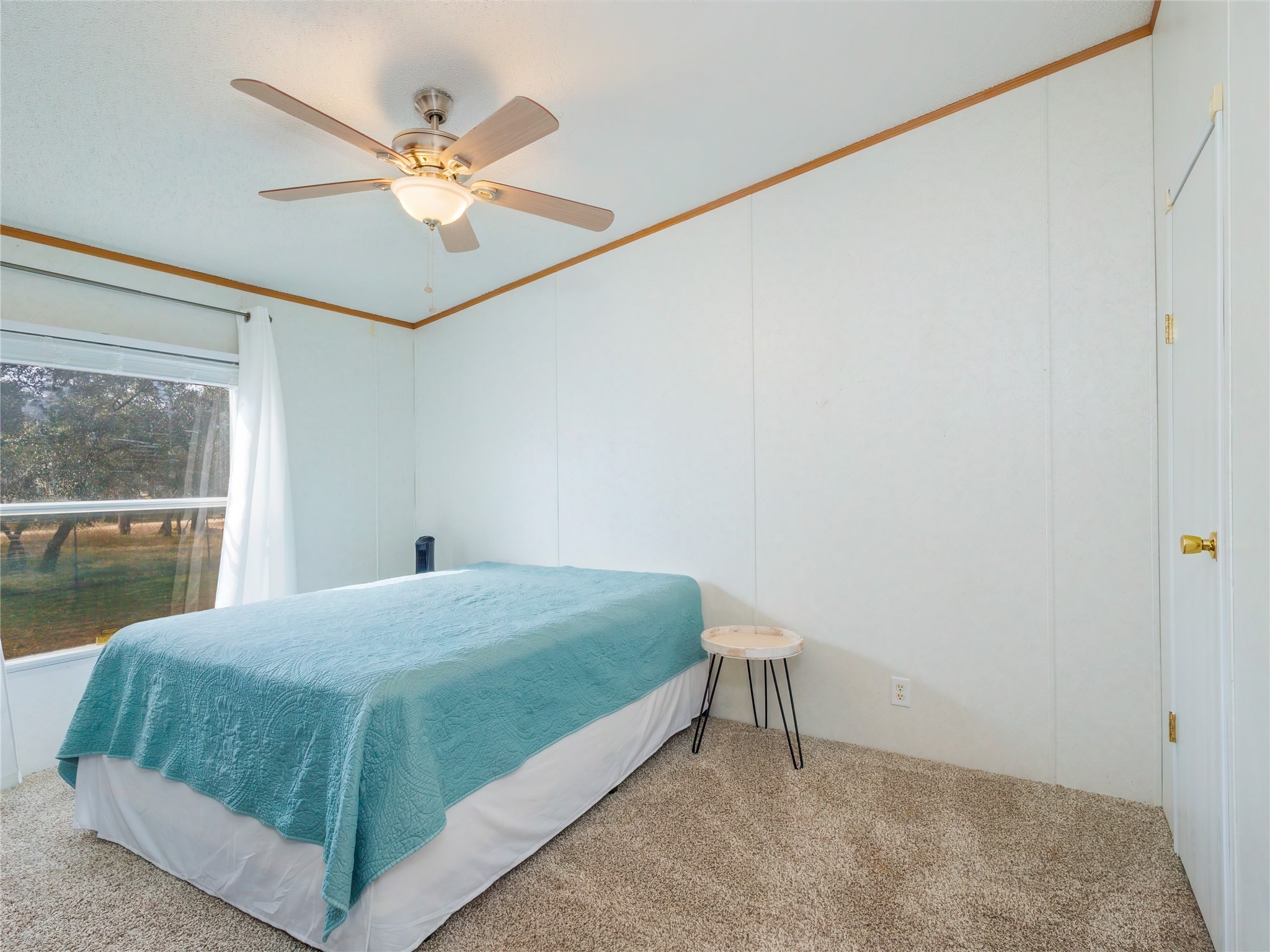 4300 Lake Shore Drive