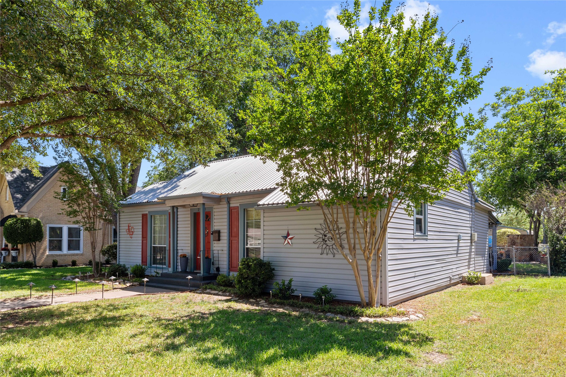 2503 Elizabeth Drive