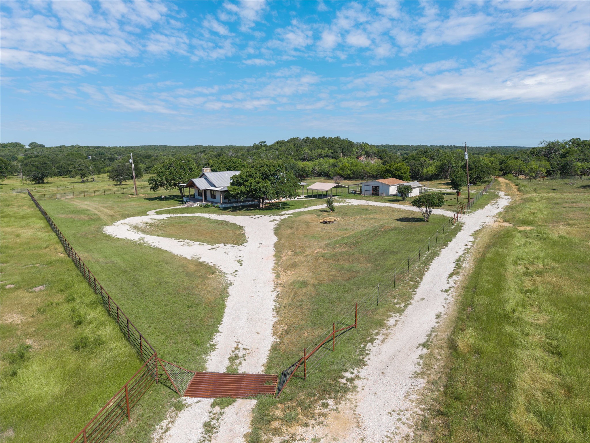 7702 Hwy 6