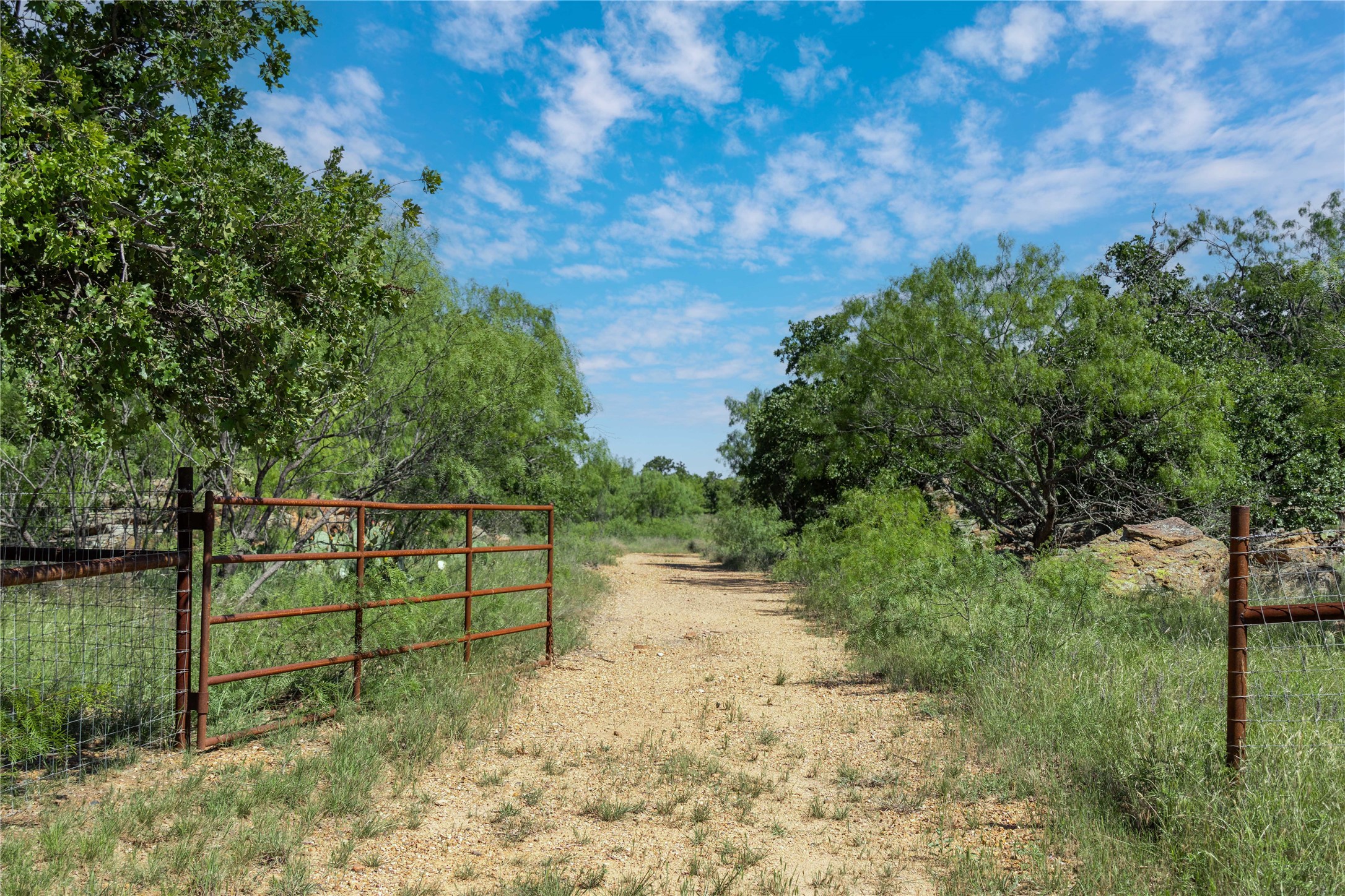 7702 Hwy 6