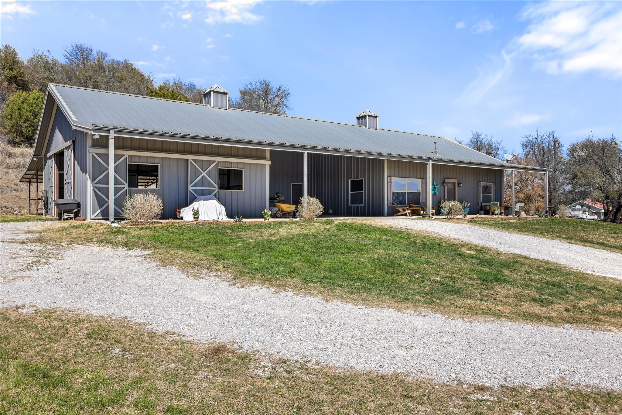 920 Horsemans Drive
