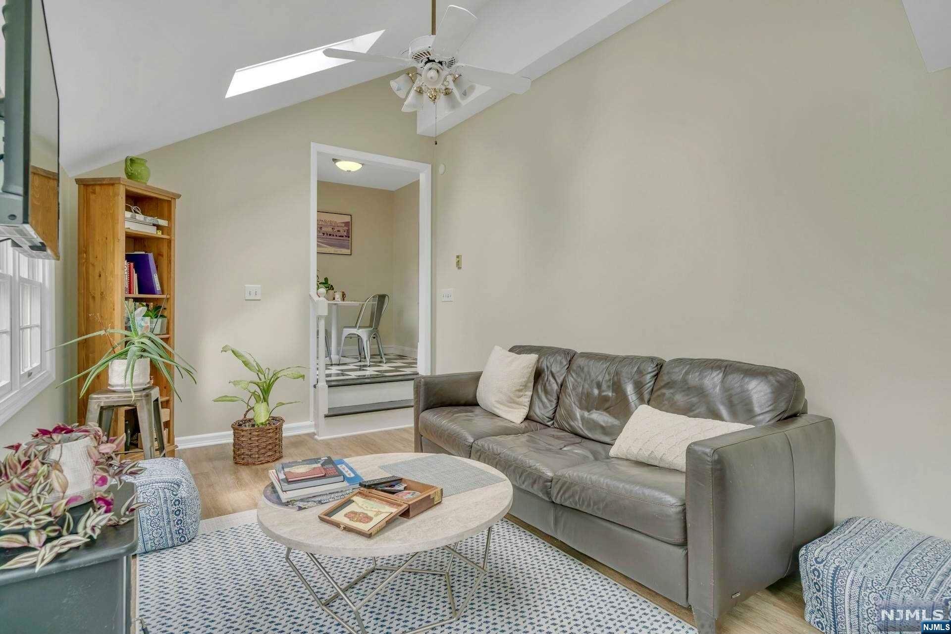 14 Taillon Terrace