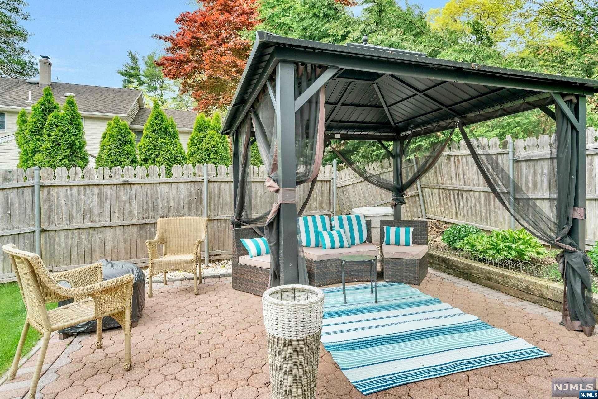 14 Taillon Terrace
