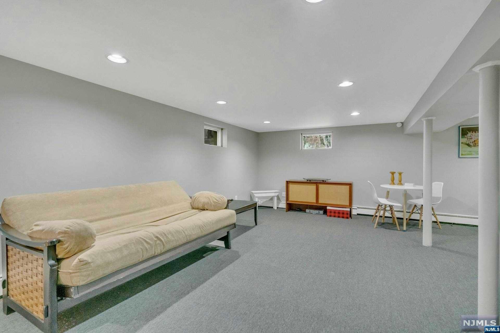 14 Taillon Terrace