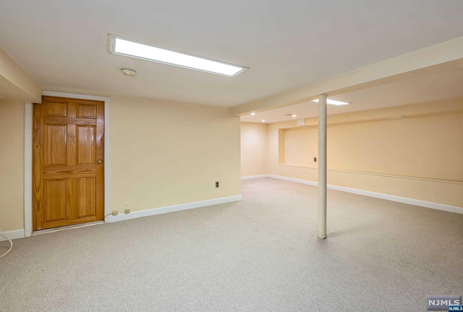 1-40 Cyril Avenue