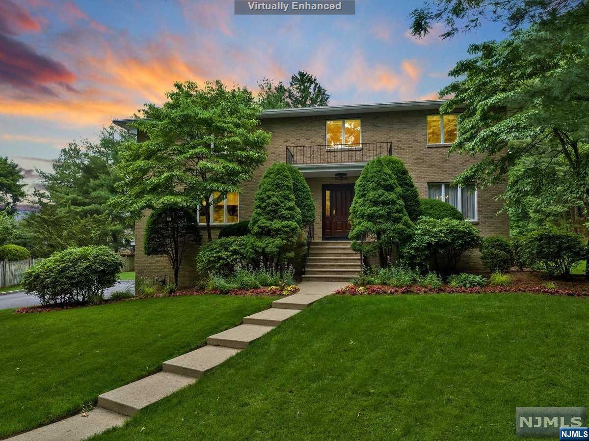 62 Trautwein Crescent