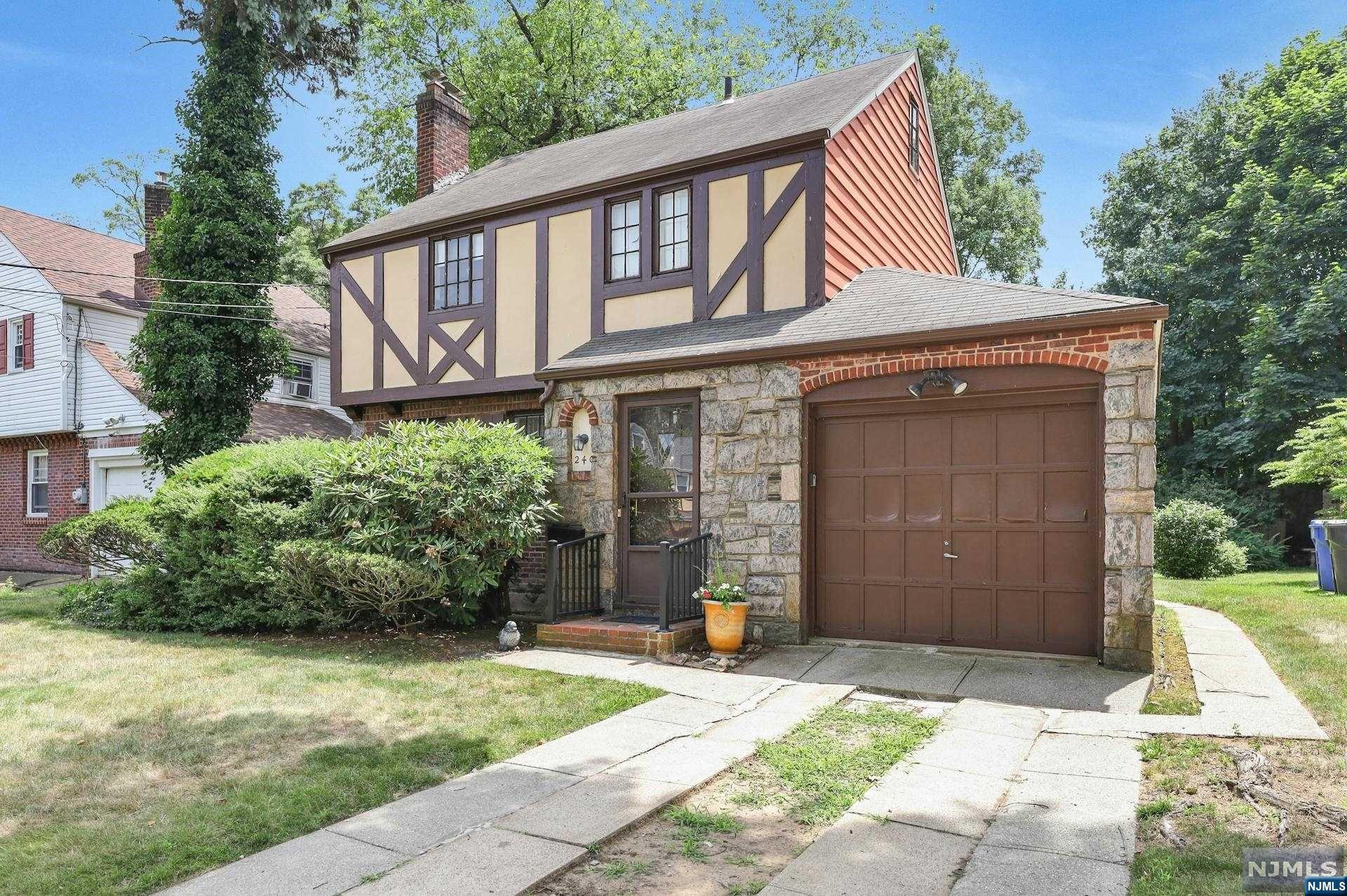 240 Everett Place