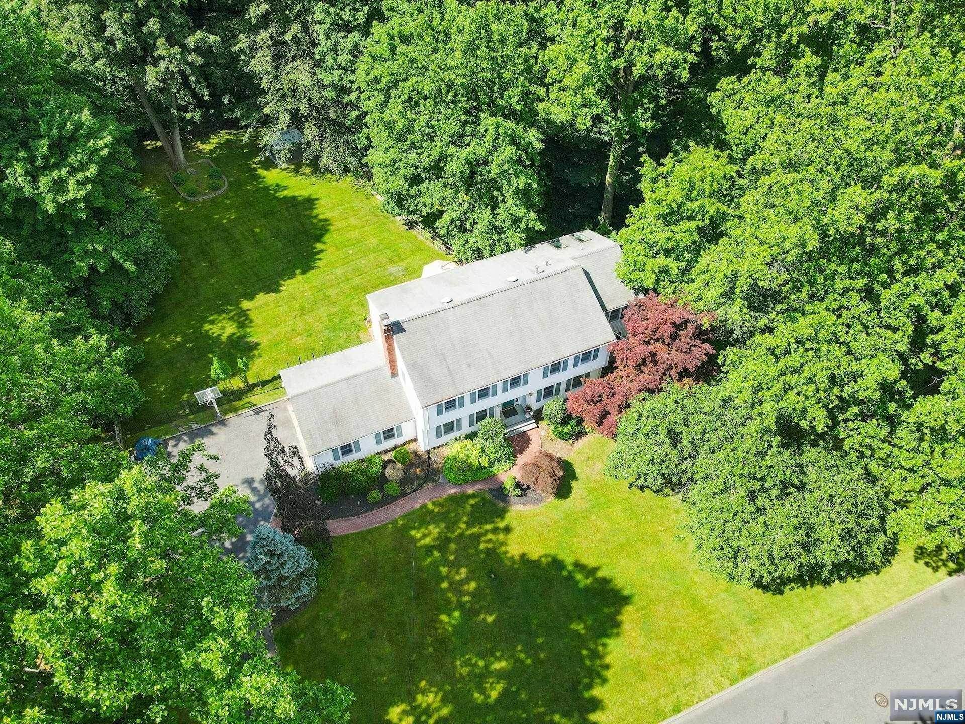 51 Millbrook Circle