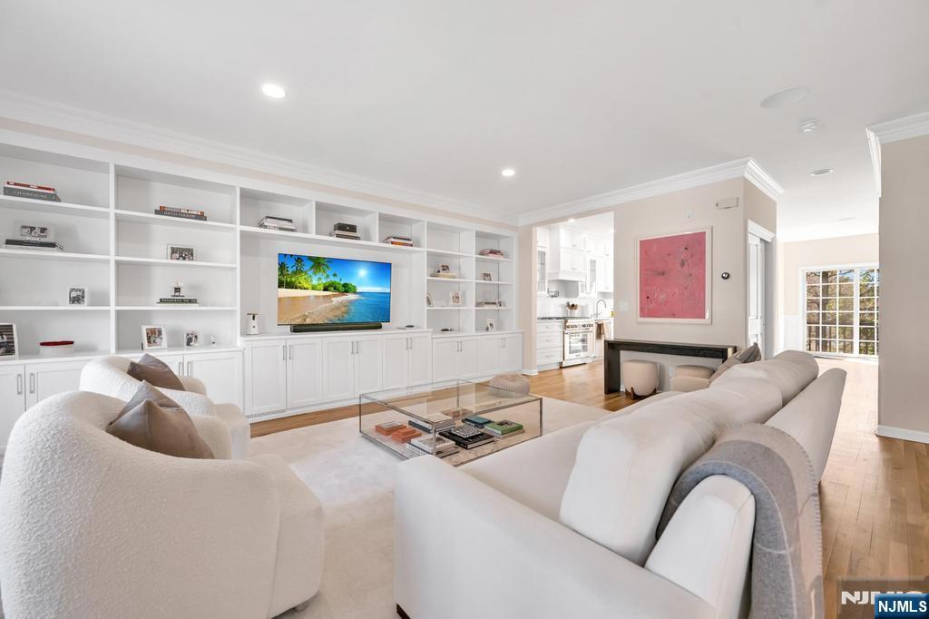 106 Stonegate Trail