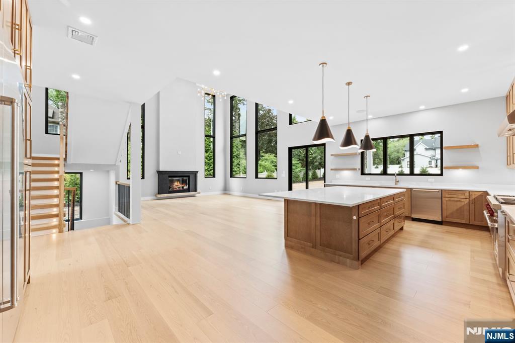 172 Birchwood