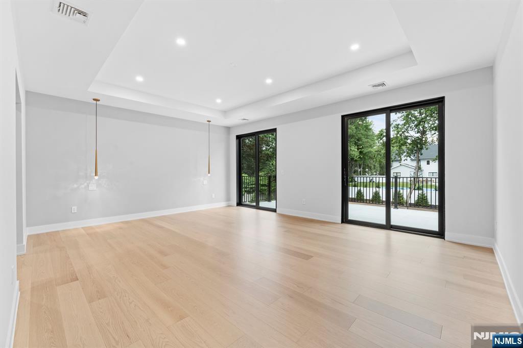 172 Birchwood