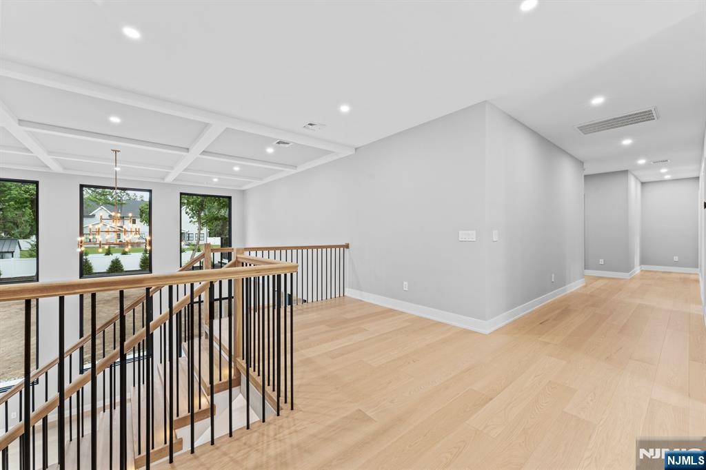 172 Birchwood