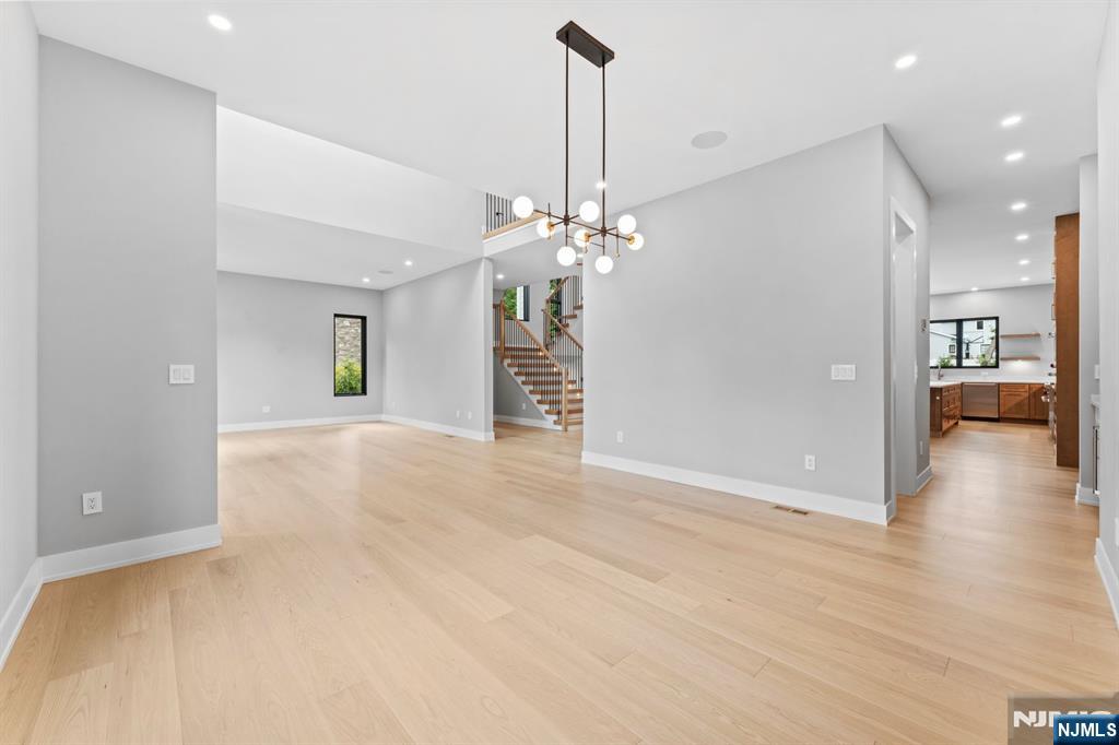 172 Birchwood