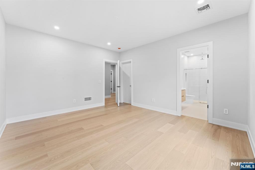 172 Birchwood