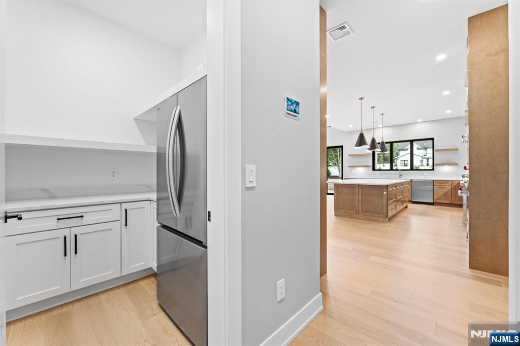 172 Birchwood