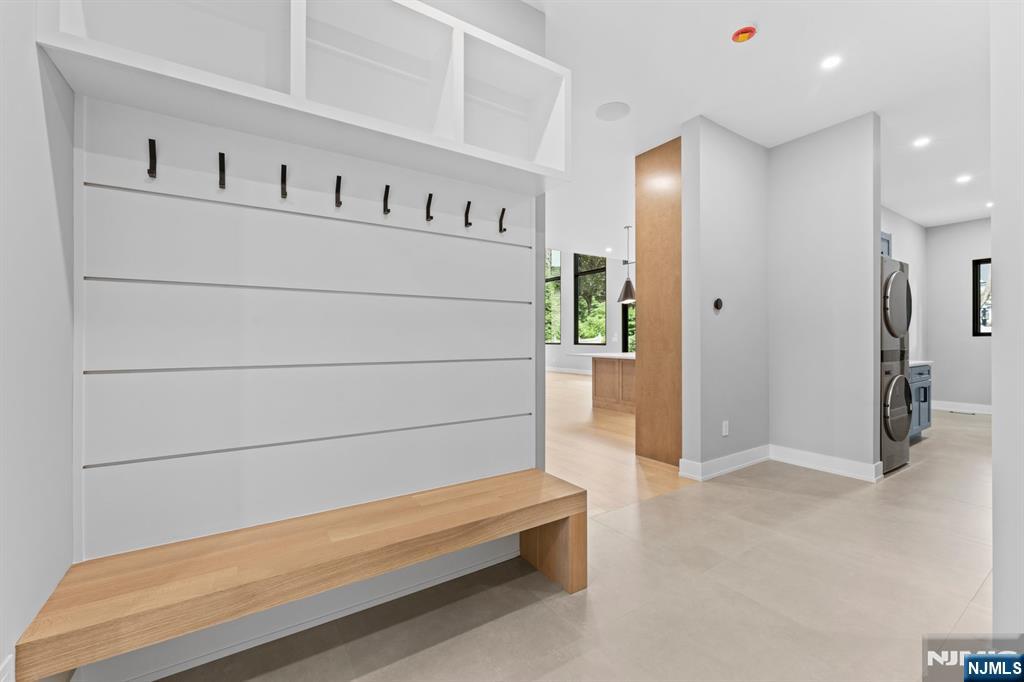 172 Birchwood