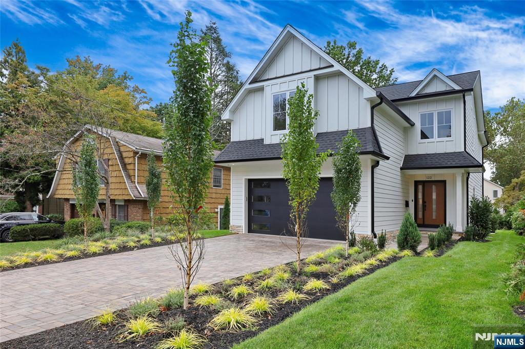 122 Columbus Drive