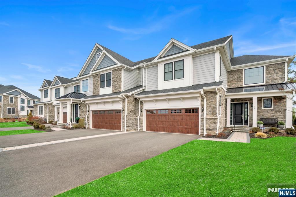 179 Woodmont Circle