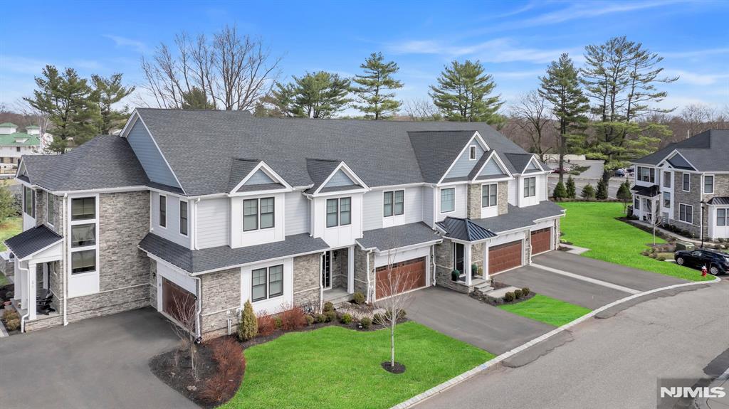 179 Woodmont Circle