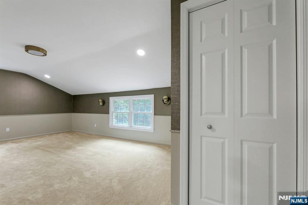 51 Millbrook Circle
