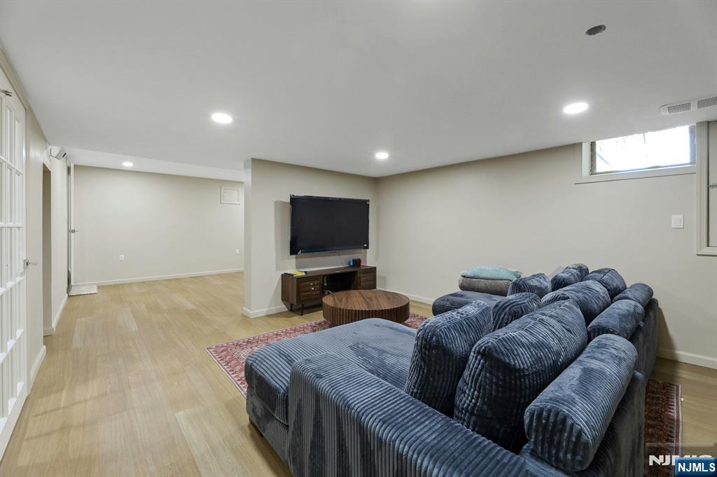 51 Millbrook Circle