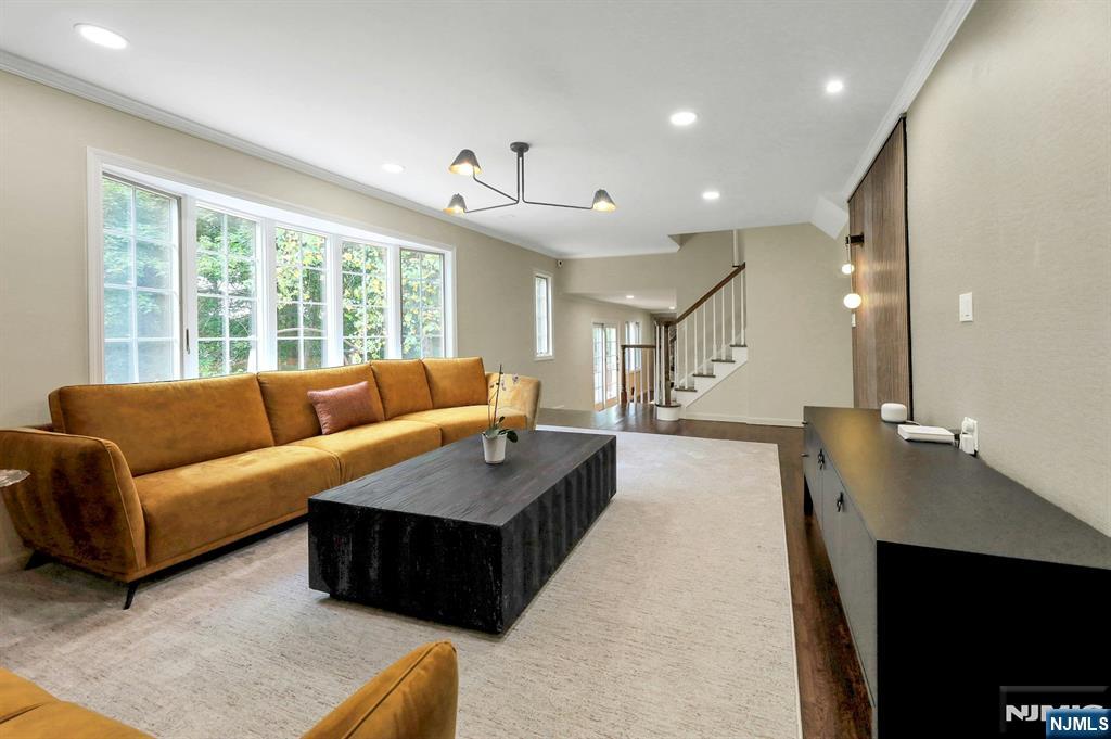 51 Millbrook Circle