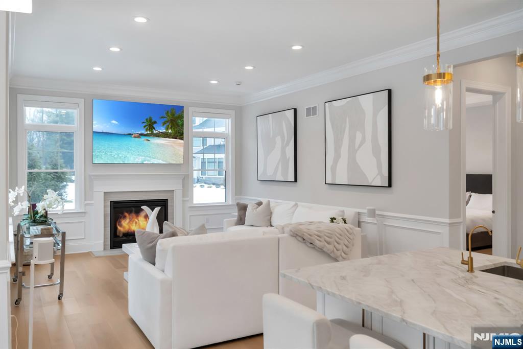 61 Woodmont Circle