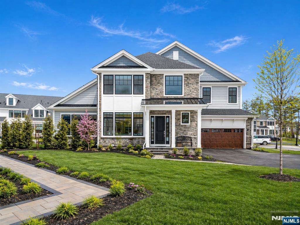 61 Woodmont Circle