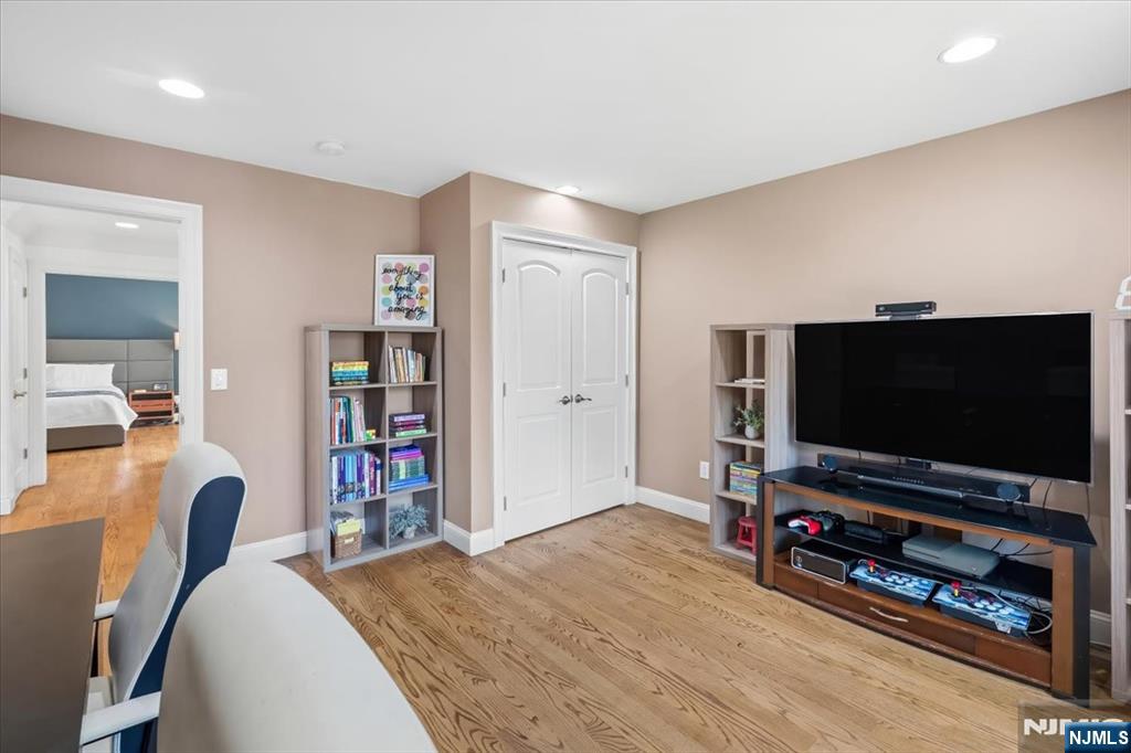 20 Bearbrook Drive