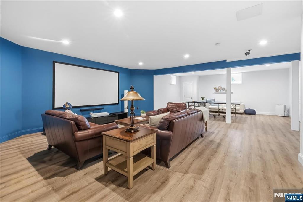 20 Bearbrook Drive