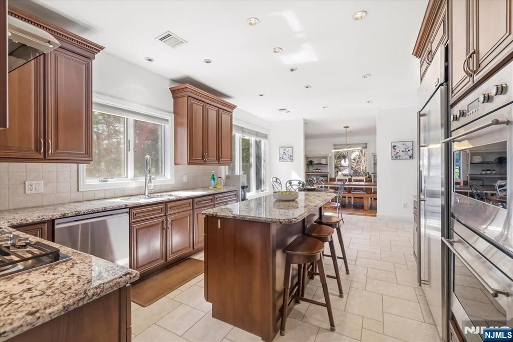20 Bearbrook Drive