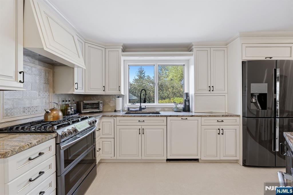 38 Trautwein Crescent