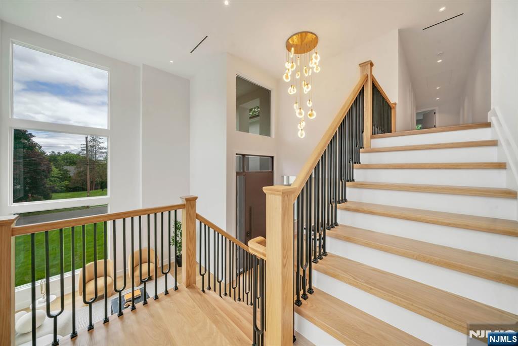 61 Macarthur Avenue