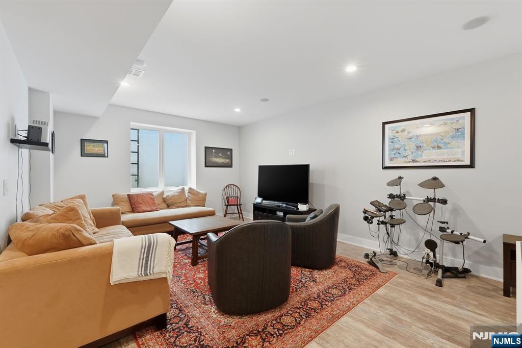95 Mezzine Drive