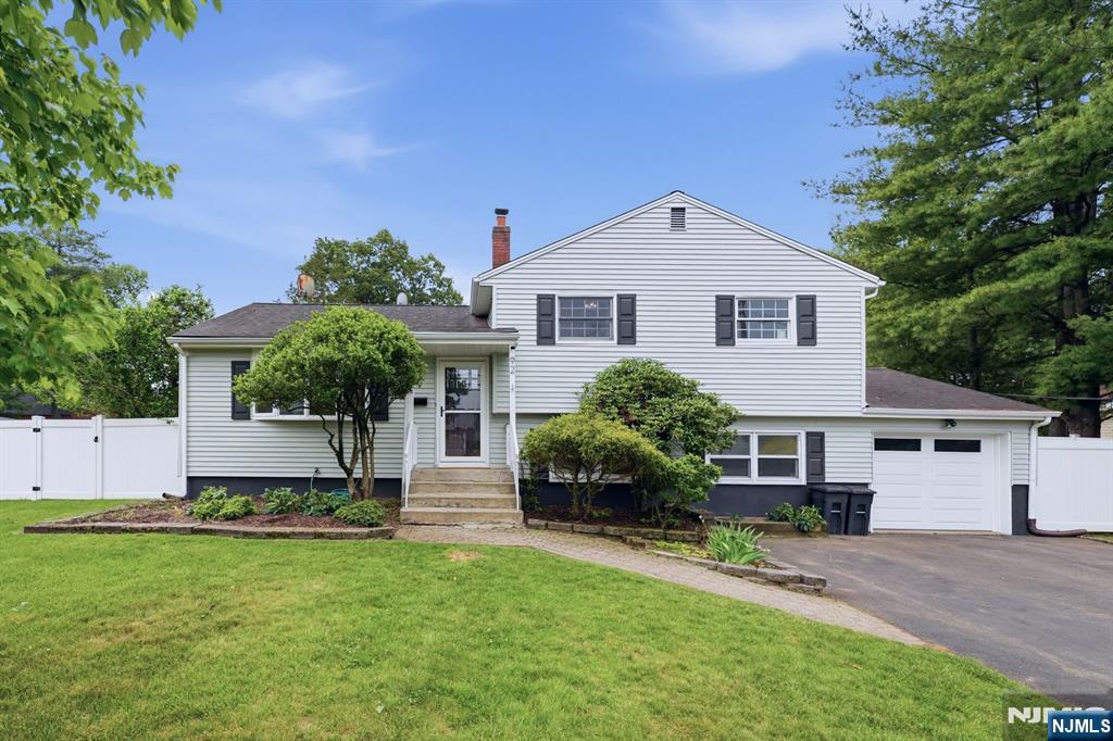 92 Blanch Avenue