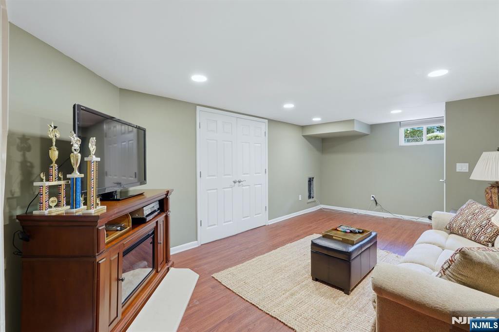 7 Asmus Road