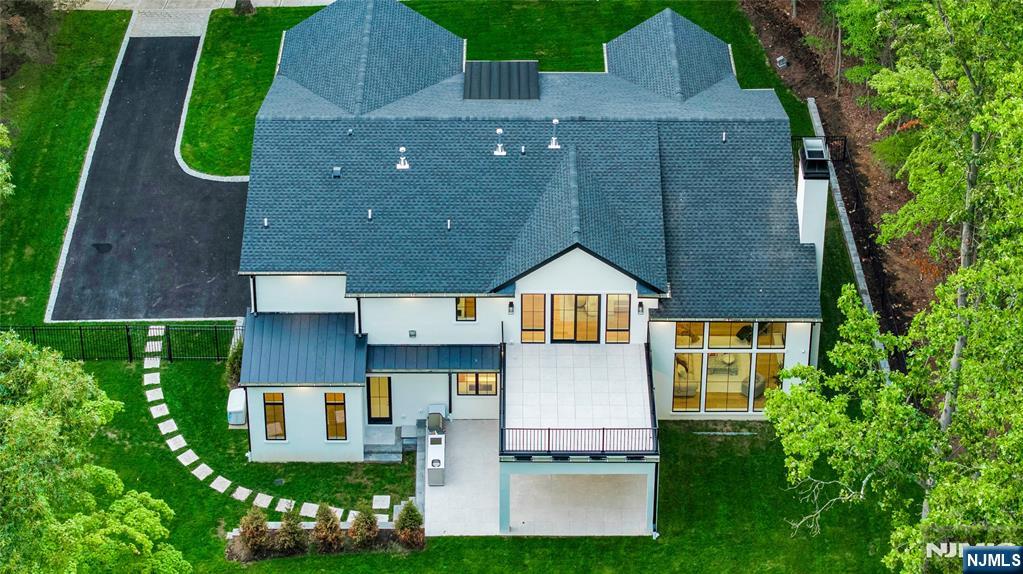 19 Dearborn Drive