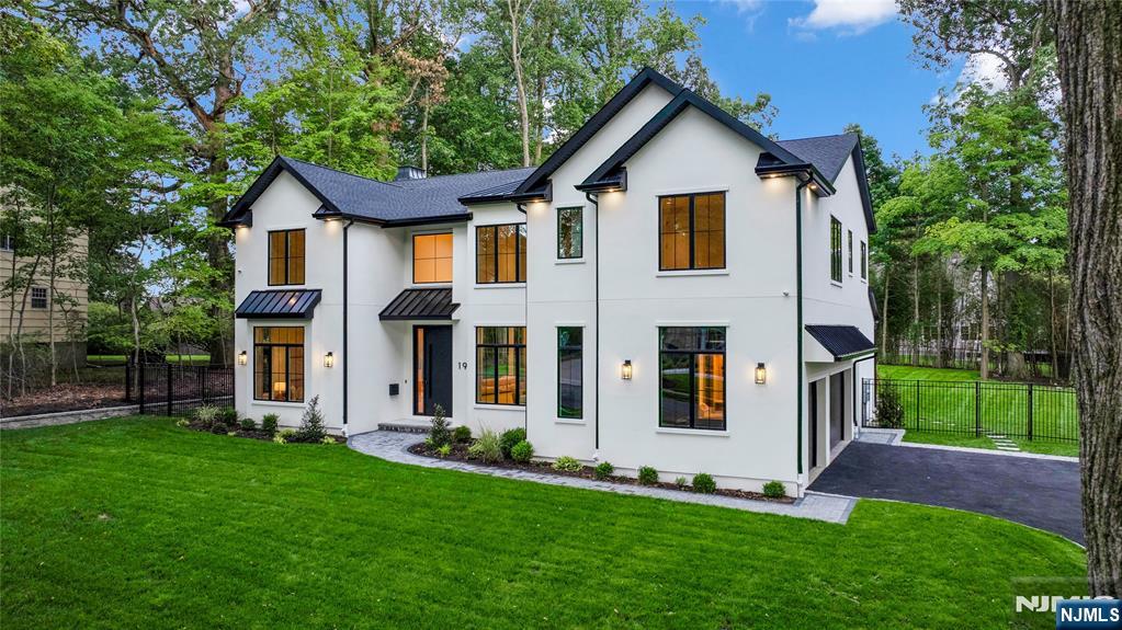 19 Dearborn Drive
