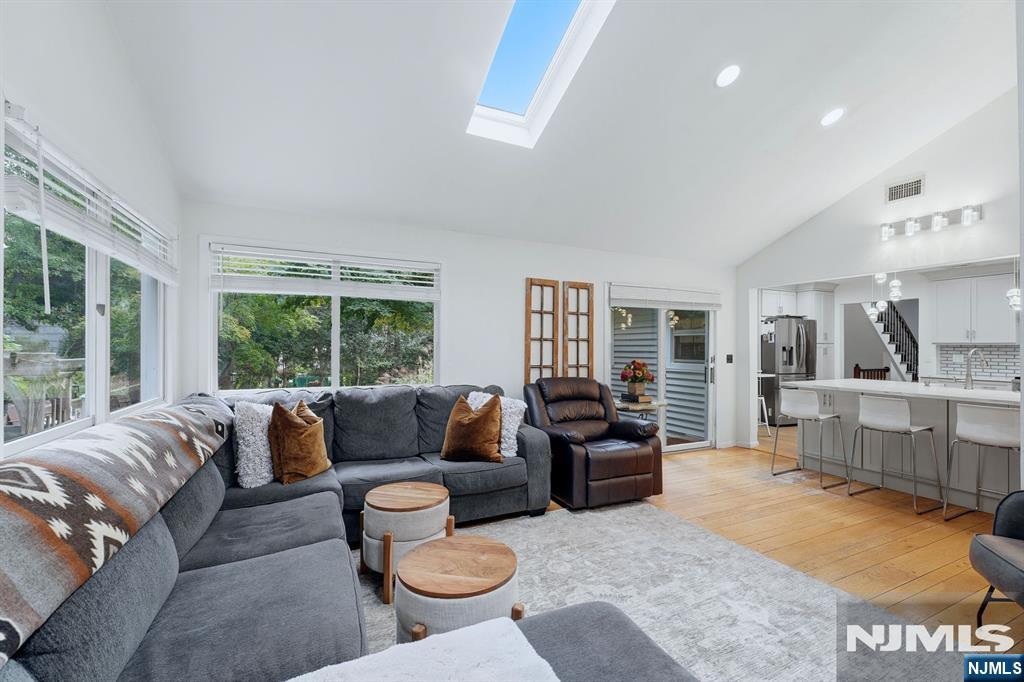 12 Poplar Road