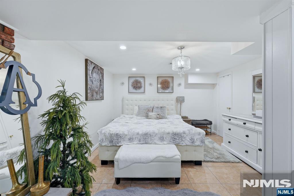 12 Poplar Road