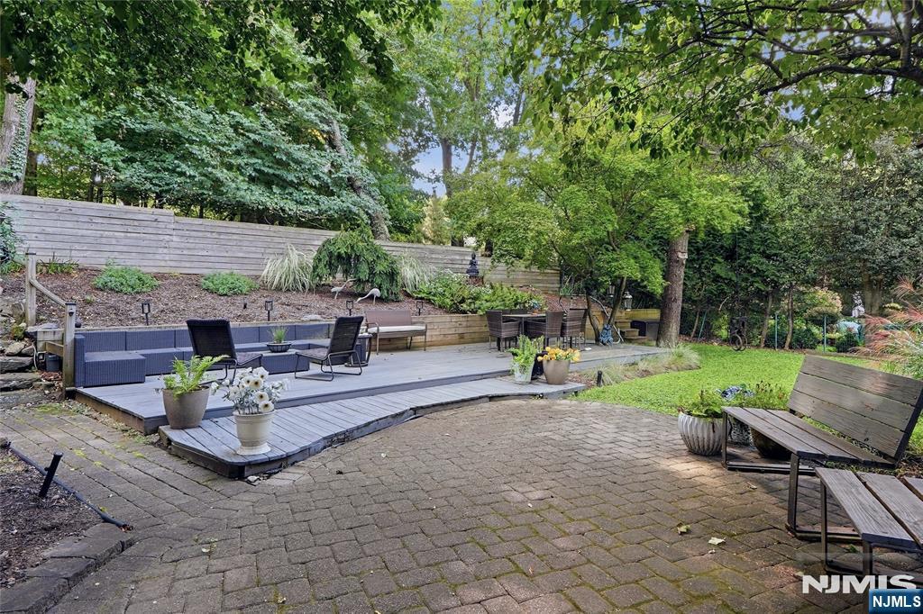 12 Poplar Road