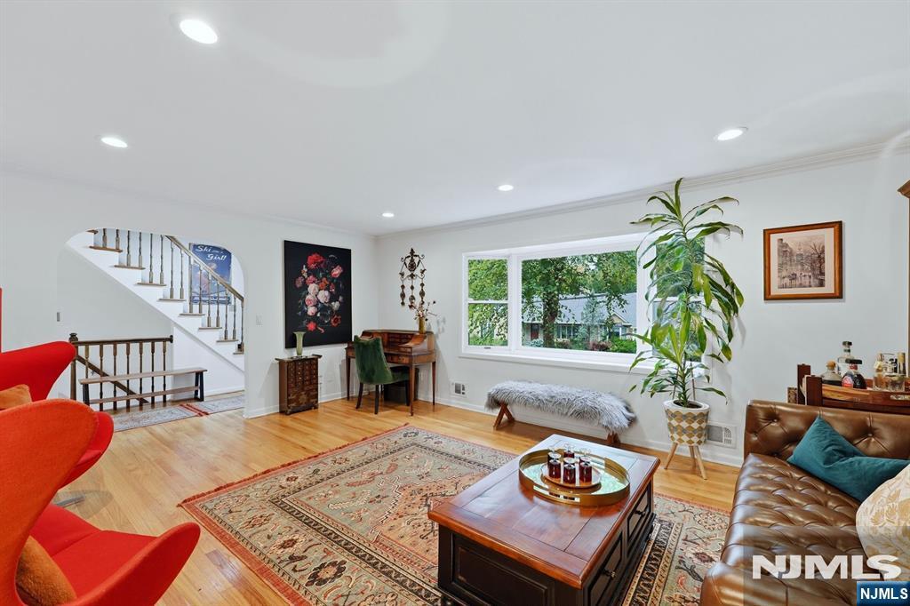 12 Poplar Road