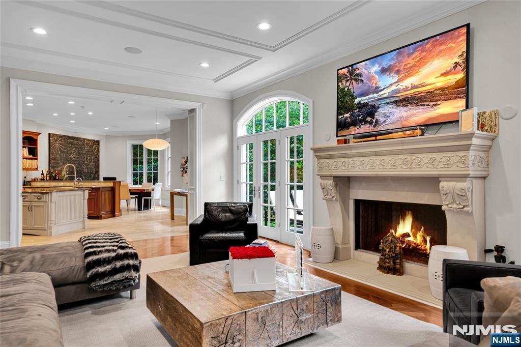 713 Bellaire Drive
