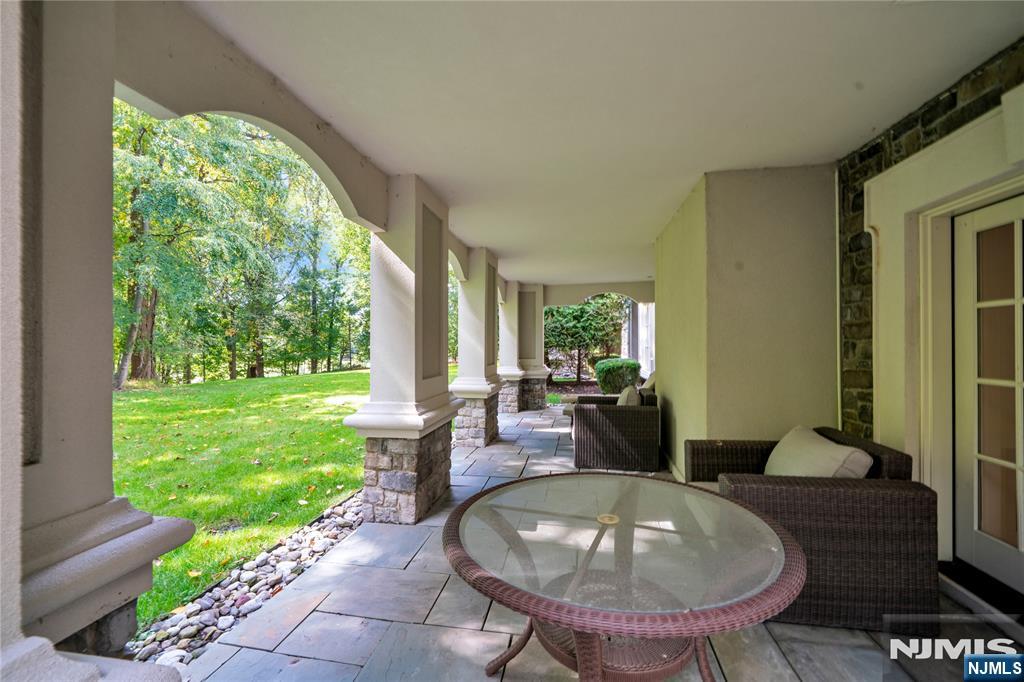 713 Bellaire Drive