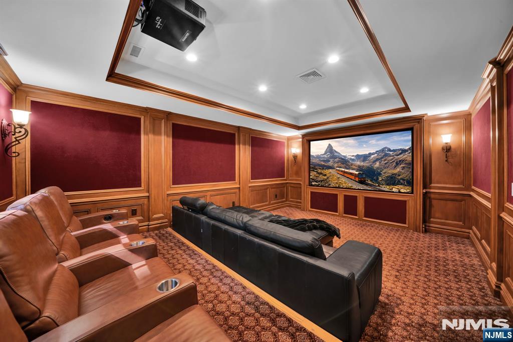 713 Bellaire Drive