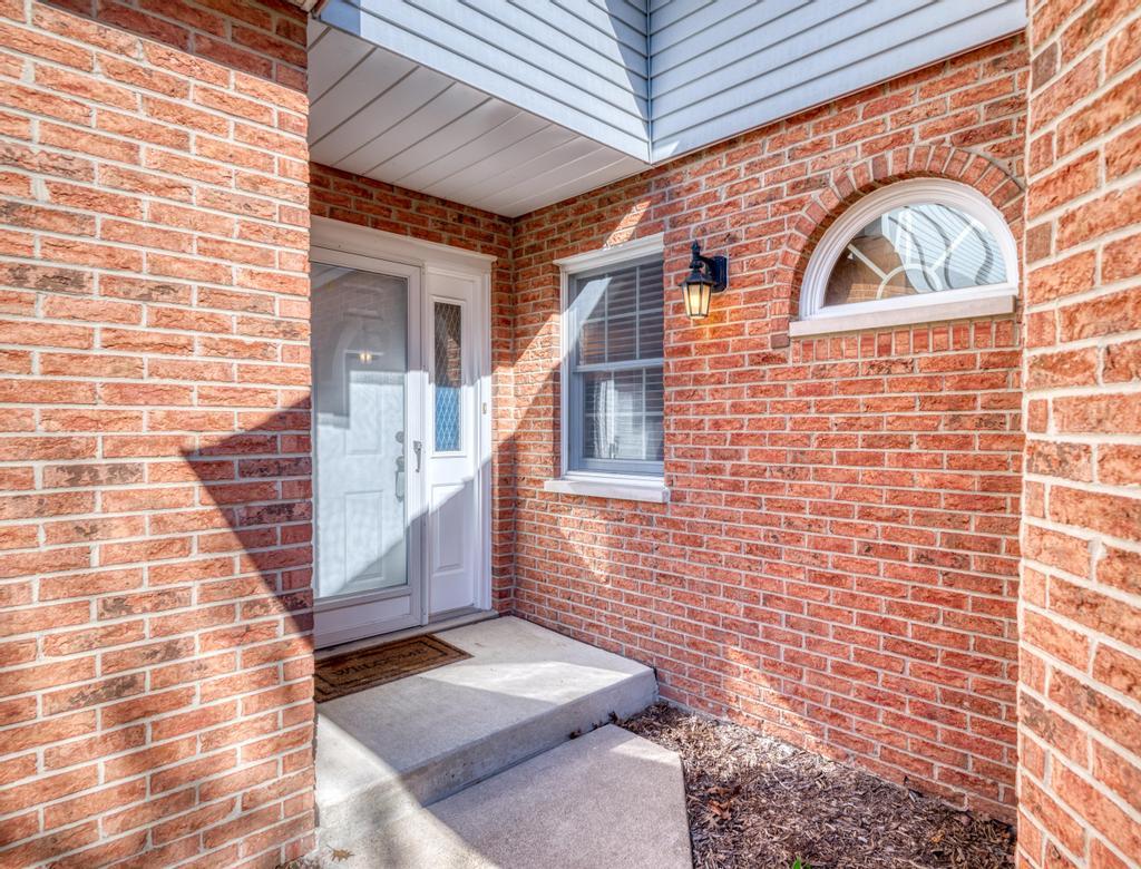 8568 Sandalwood Drive