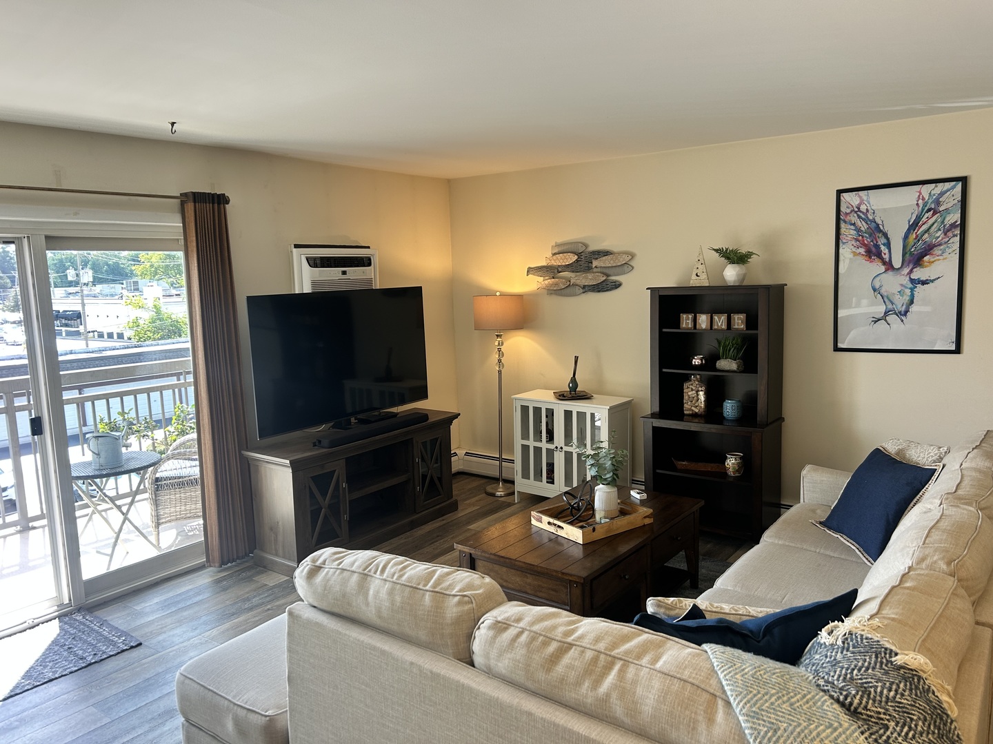 4250 Saratoga Avenue Unit: L302