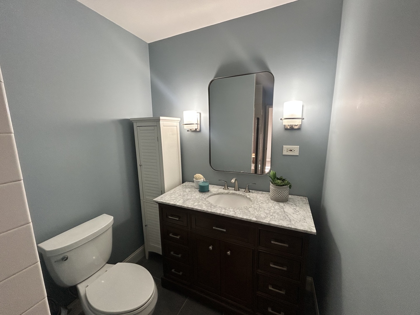 4250 Saratoga Avenue Unit: L302